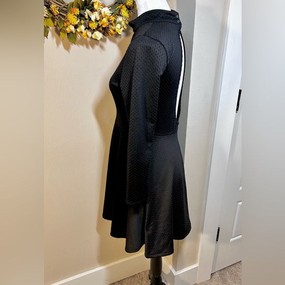 FREE PEOPLE Flirt & Flare Black Whimsy Goth Open Back Textured Mini Dress Sz M - Picture 8 of 11